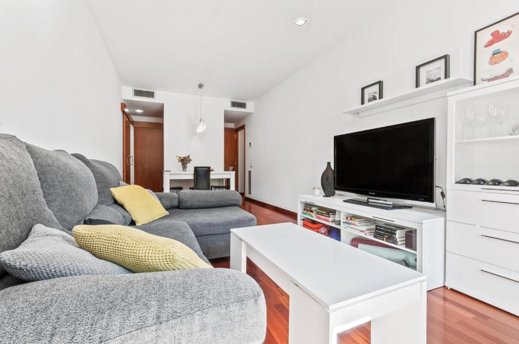 Barcelona-Forum Apartments 圣阿德里安-德贝索斯 外观 照片