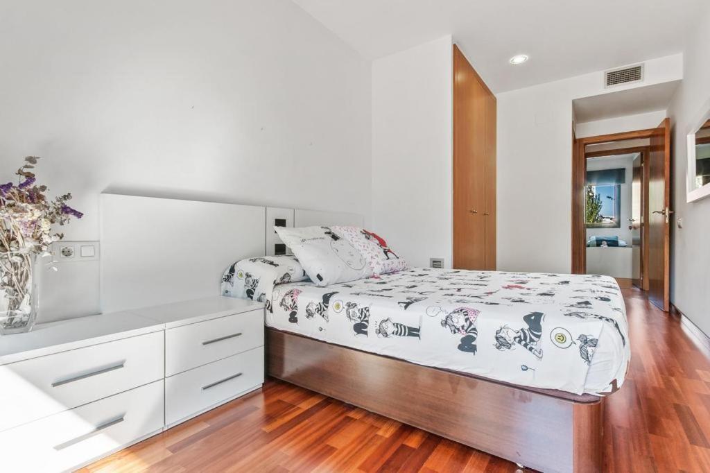 Barcelona-Forum Apartments 圣阿德里安-德贝索斯 外观 照片